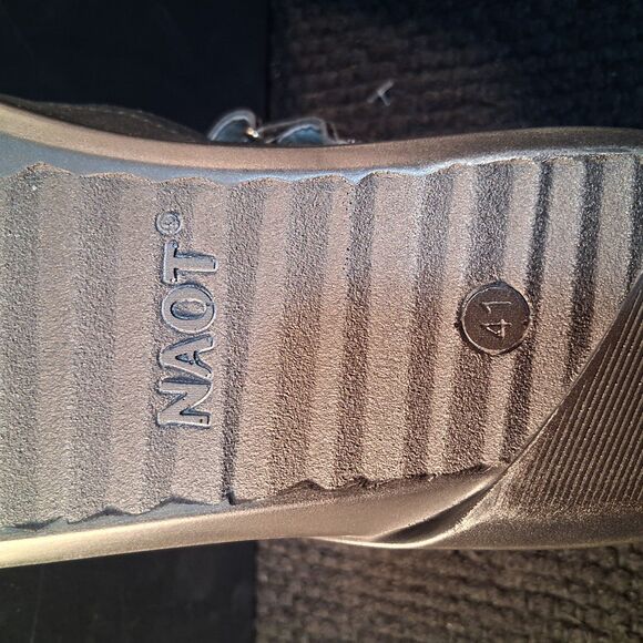 Naot Women's Suede Mary Jane Size 41 US (10-10 1/2) - Picture 13 of 15